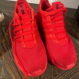 Puma kid shoes size 1